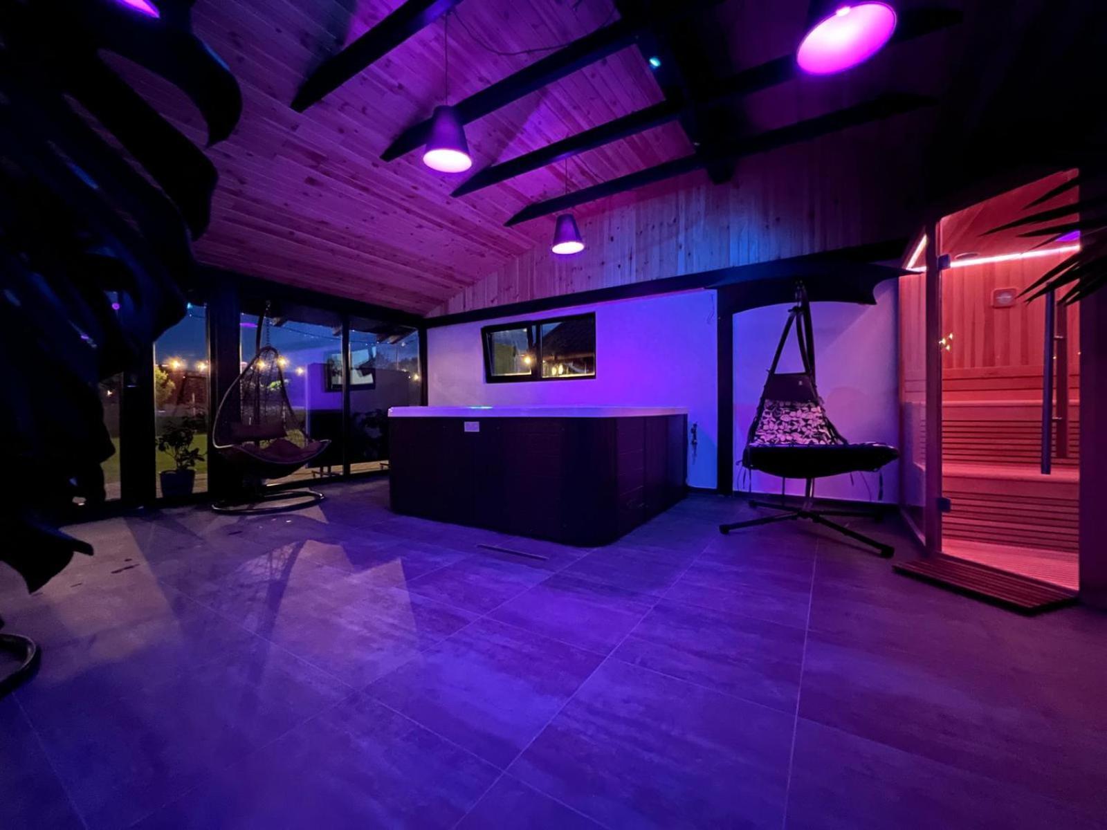 Insula Christiana Hotel Cristian  Exterior photo